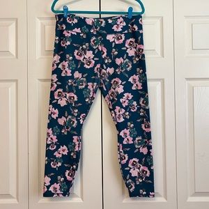 Fabletics leggings 34” Teal w Pink flowers - XL